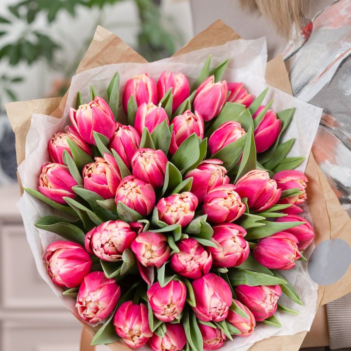 Букет пионовидных тюльпанов в Владивостоке