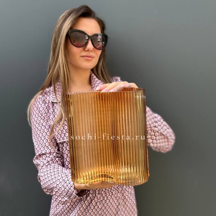 Стеклянная ваза №7 в Владивостоке