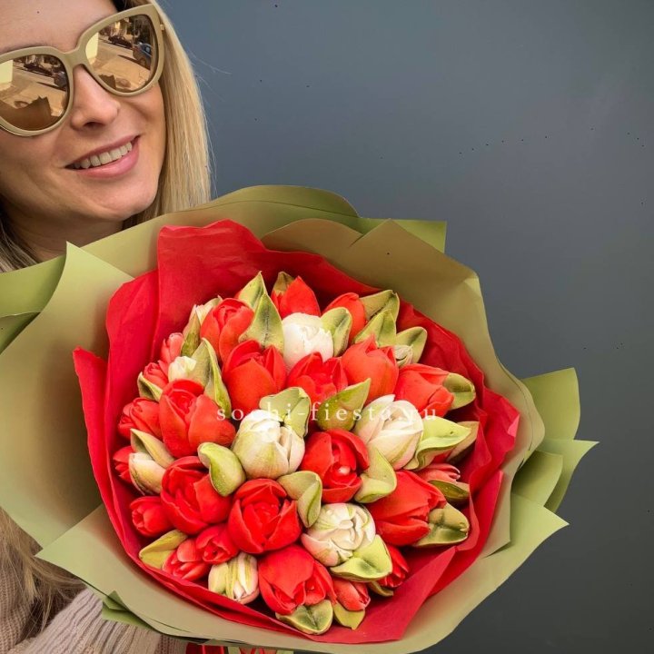 Зефирный букет из тюльпанов в Владивостоке
